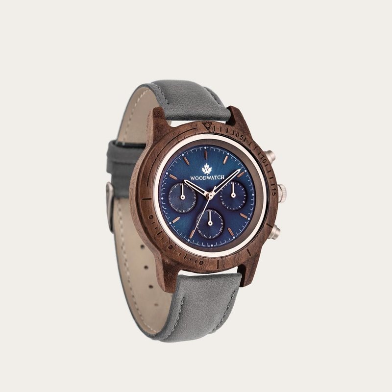 Sapphire Silver Grey features a classic SEIKO VD54 chronograph movement, scratch resistant sapphire coated glass and Grey strap. Made from American Walnut Wood and handcrafted to perfection. The watch is available with a wooden strap or a leather strap.
